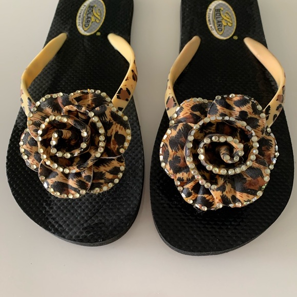 🌺Leopard Rhinestone Sandals🌺 - Picture 2 of 4